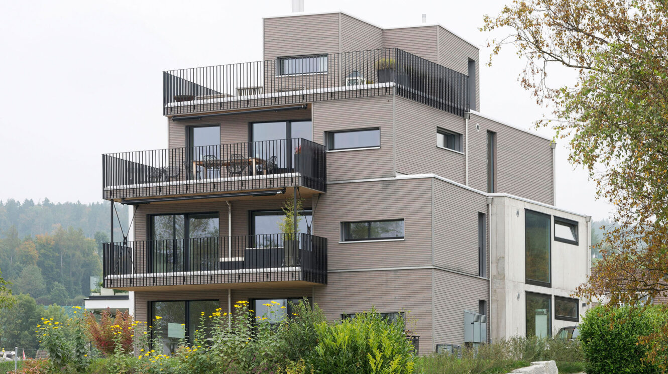 Mehrfamilienhaus in Stäfa aus Holz